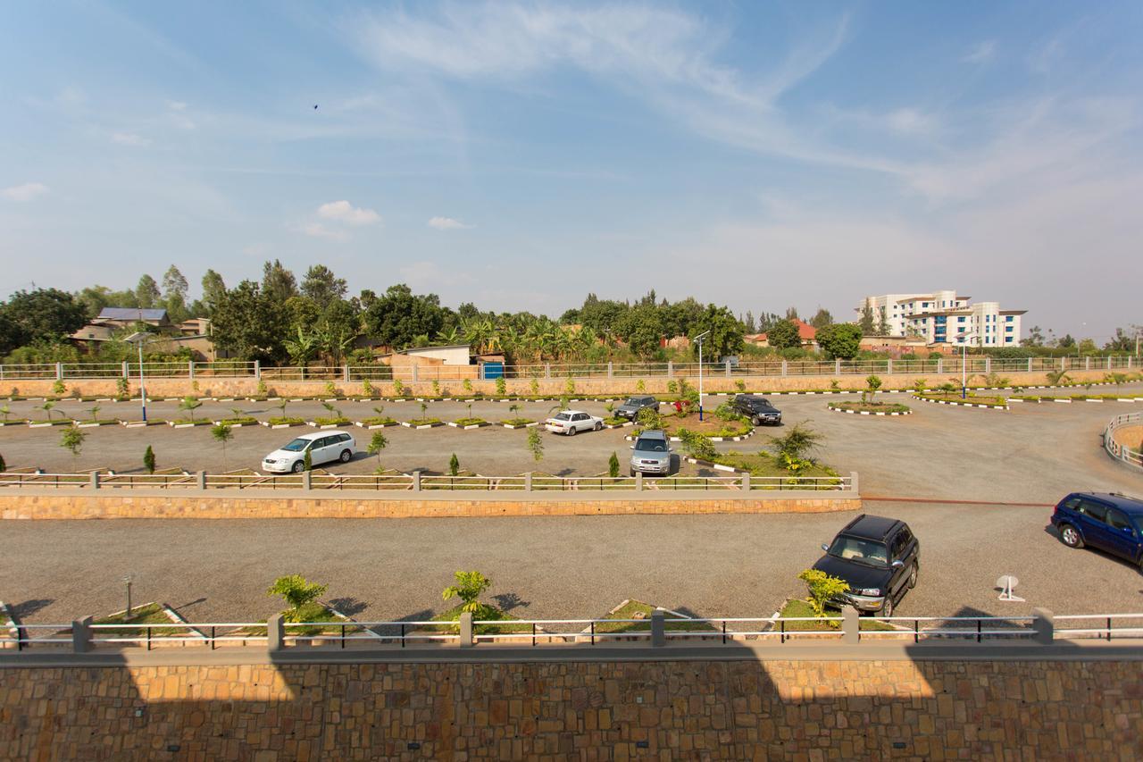 Dove Hotel Kigali Extérieur photo